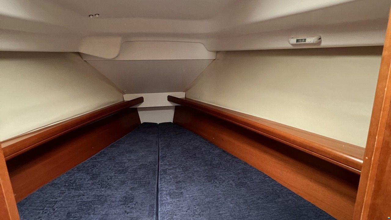 Beneteau OCEANIS 323