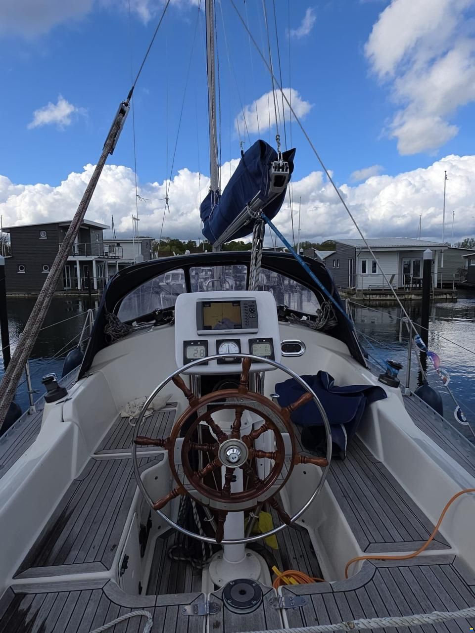 Hanse 311