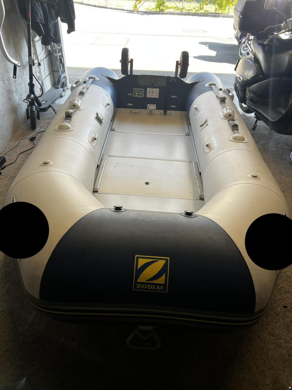 Zodiac Cadet 310 Solid