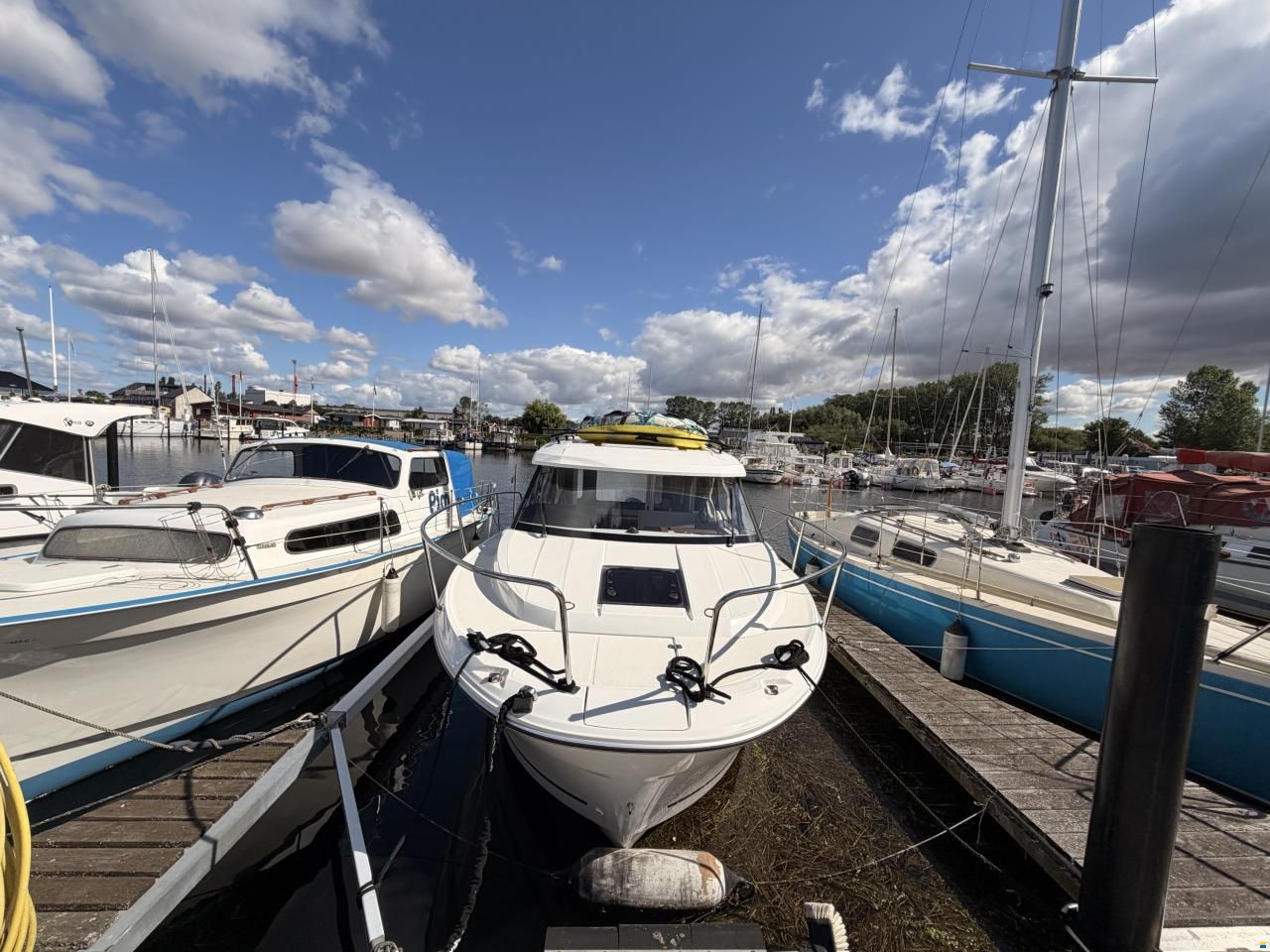 Jeanneau Merry Fisher 795