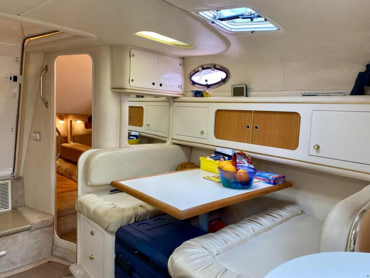 Sea Ray Sundancer 290