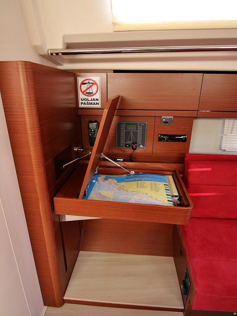 Hanse 418