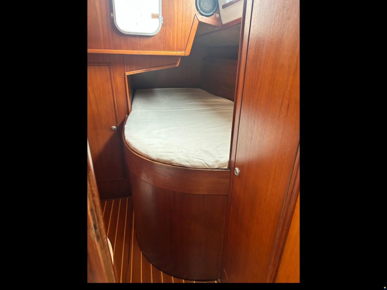 Van de Stadt Ketch 43