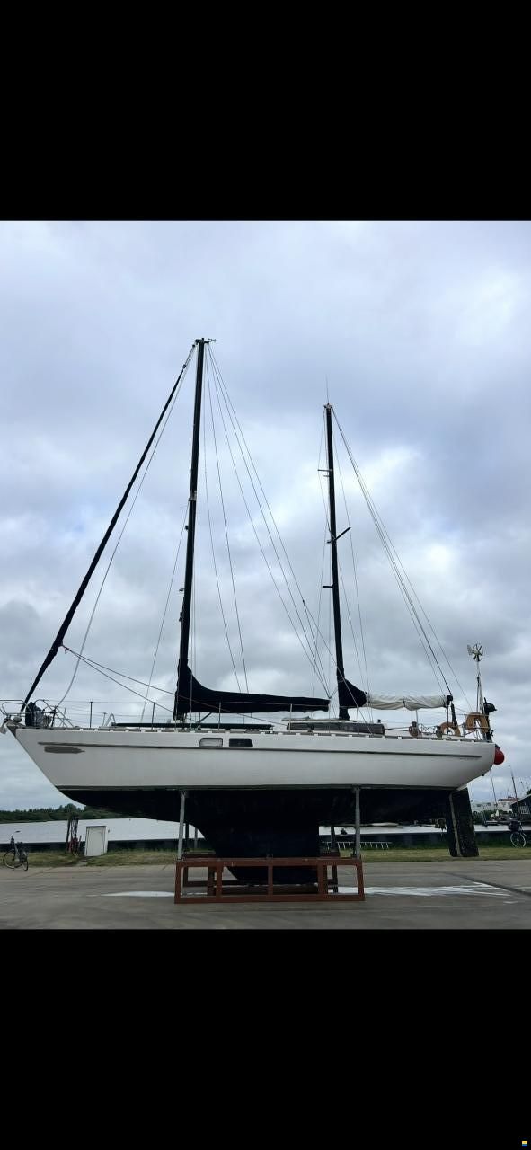 Van de Stadt Ketch 43
