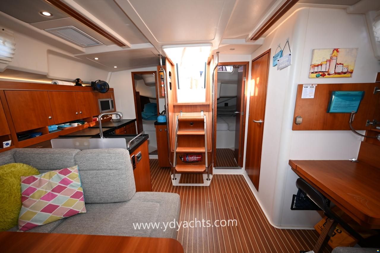 Hanse 455