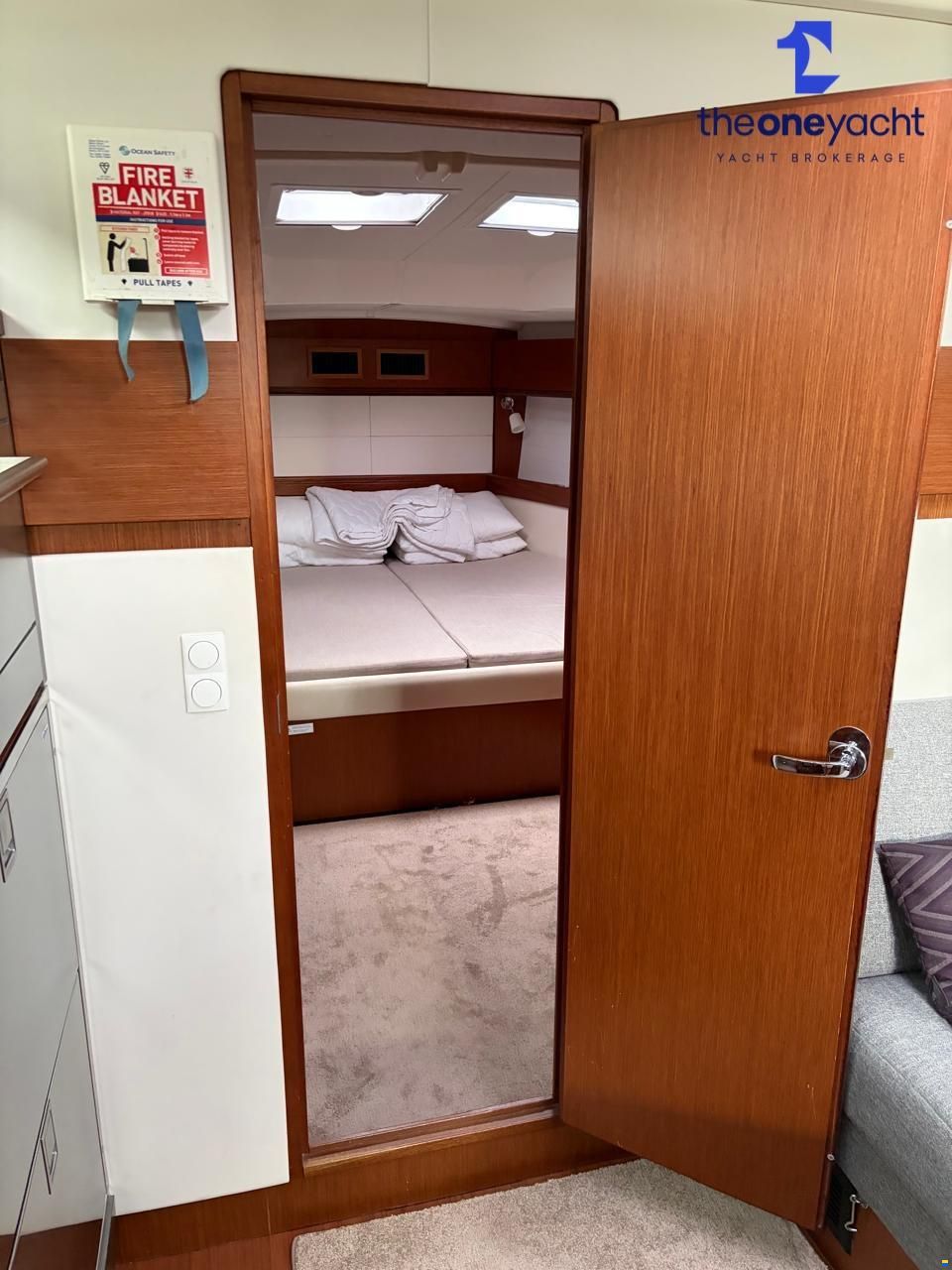 Bavaria 46 Cruiser Style Blue Edition