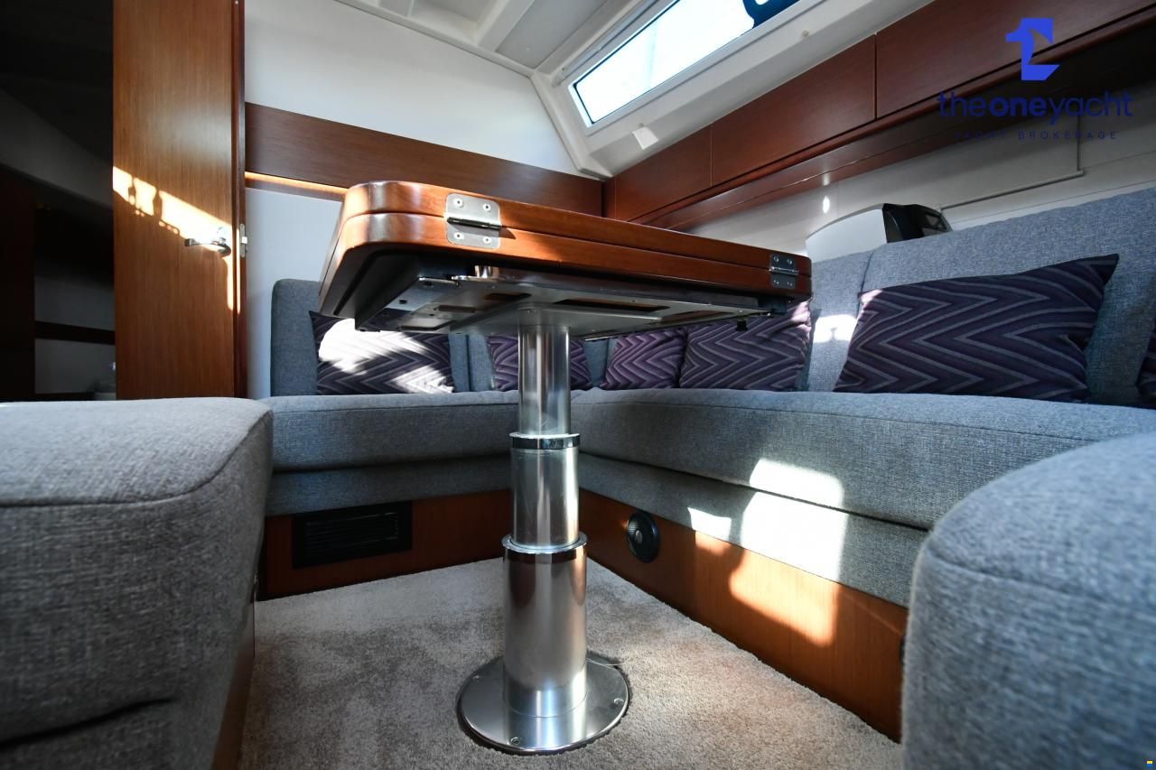 Bavaria 46 Cruiser Style Blue Edition