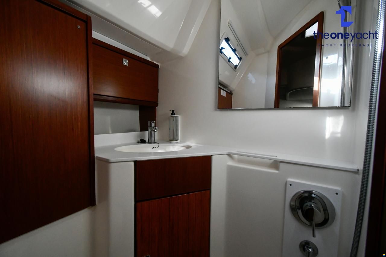 Bavaria 46 Cruiser Style Blue Edition