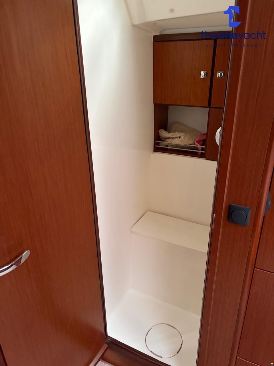 Bavaria 46 Cruiser Style Blue Edition