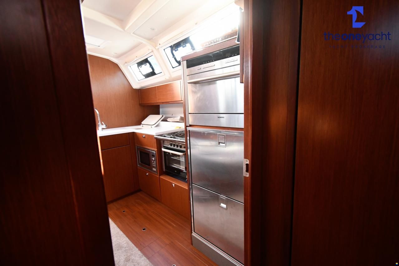 Bavaria 46 Cruiser Style Blue Edition