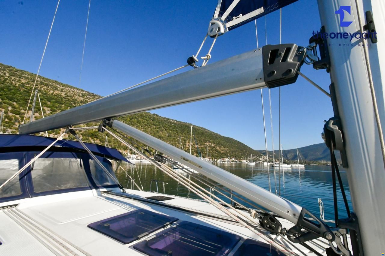 Bavaria 46 Cruiser Style Blue Edition