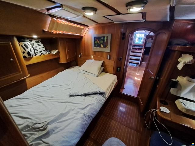 Dufour 50 Prestige