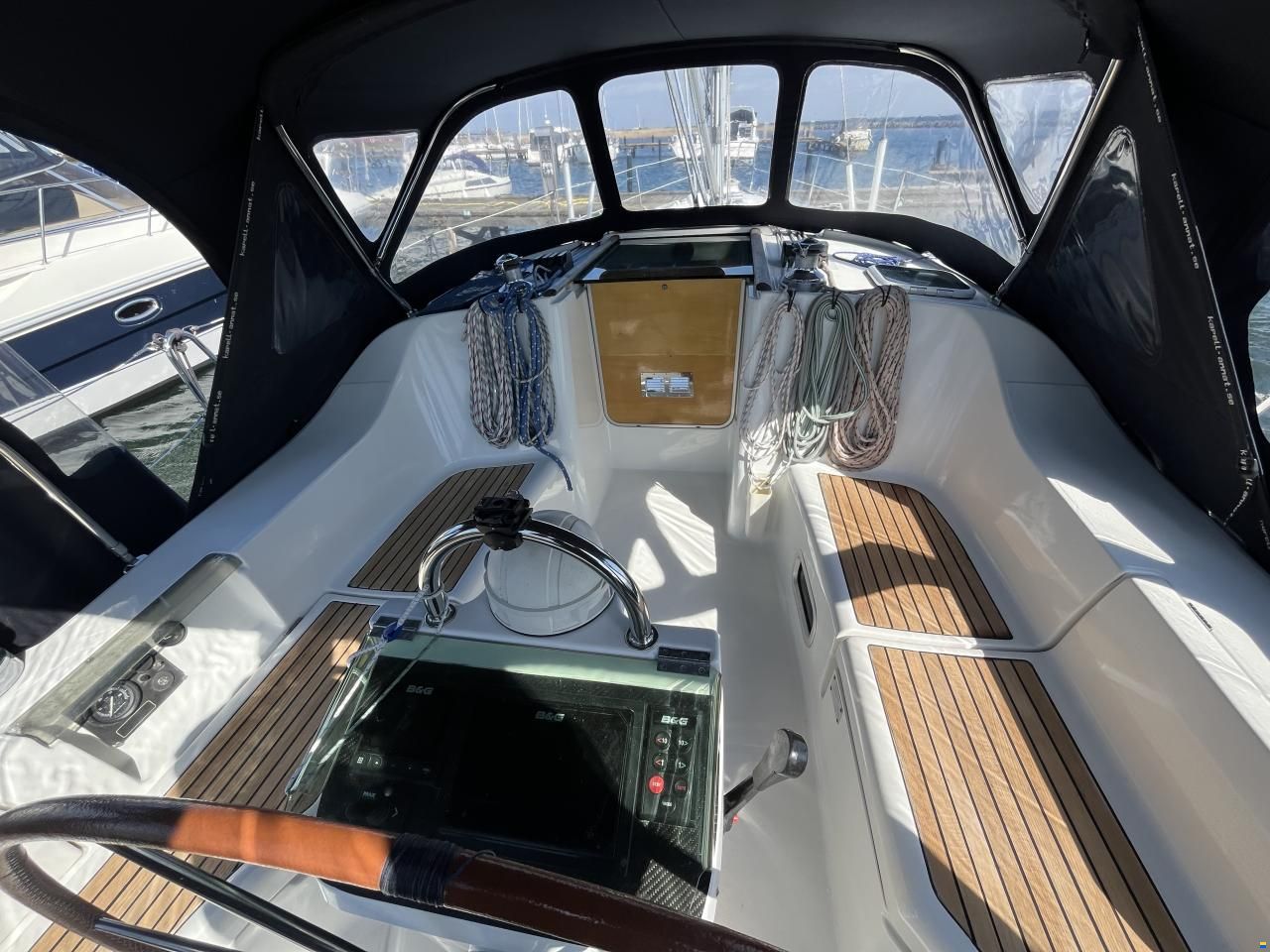 Beneteau Oceanis Clipper 393