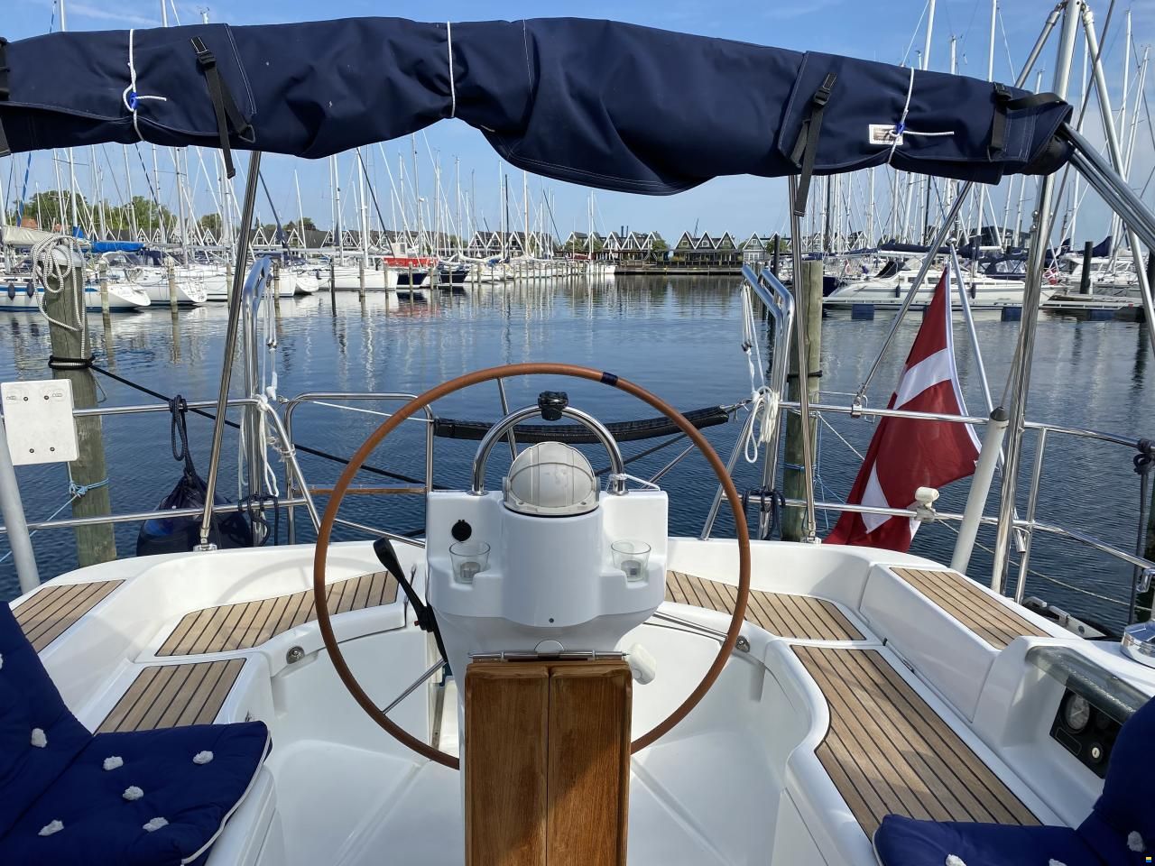 Beneteau Oceanis Clipper 393