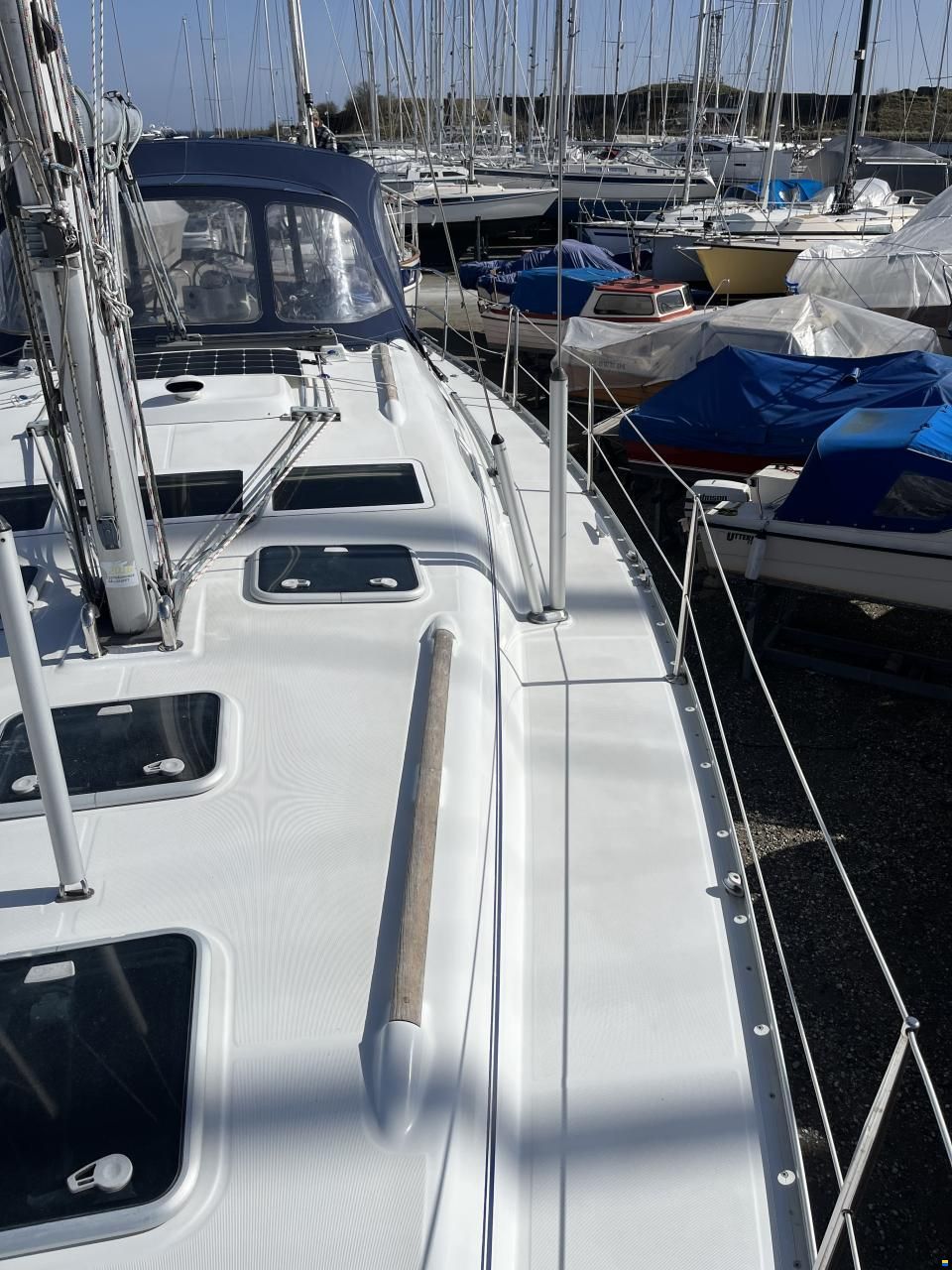 Beneteau Oceanis Clipper 393
