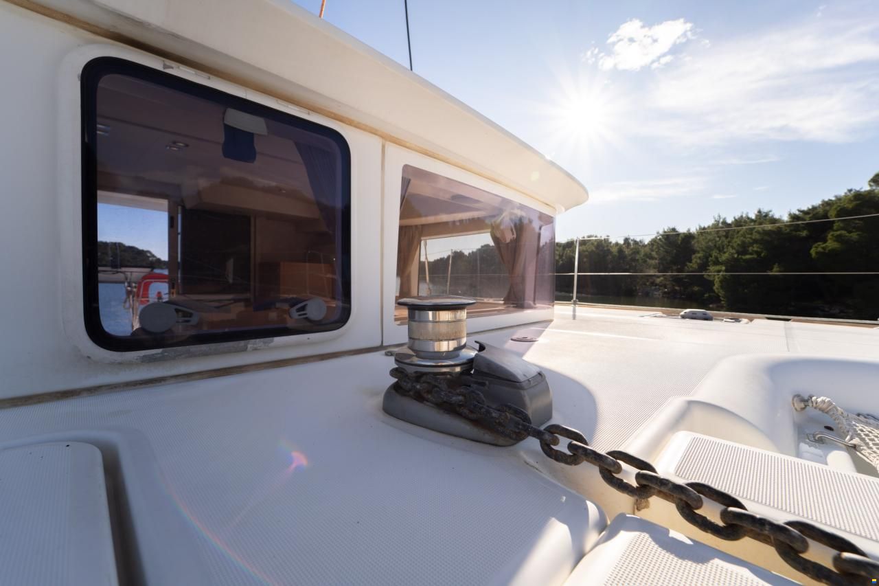 Lagoon 400S2