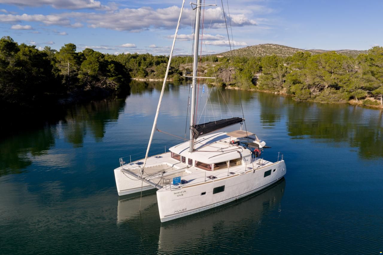 Lagoon 400S2