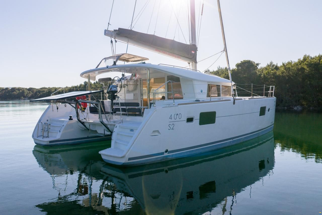 Lagoon 400S2