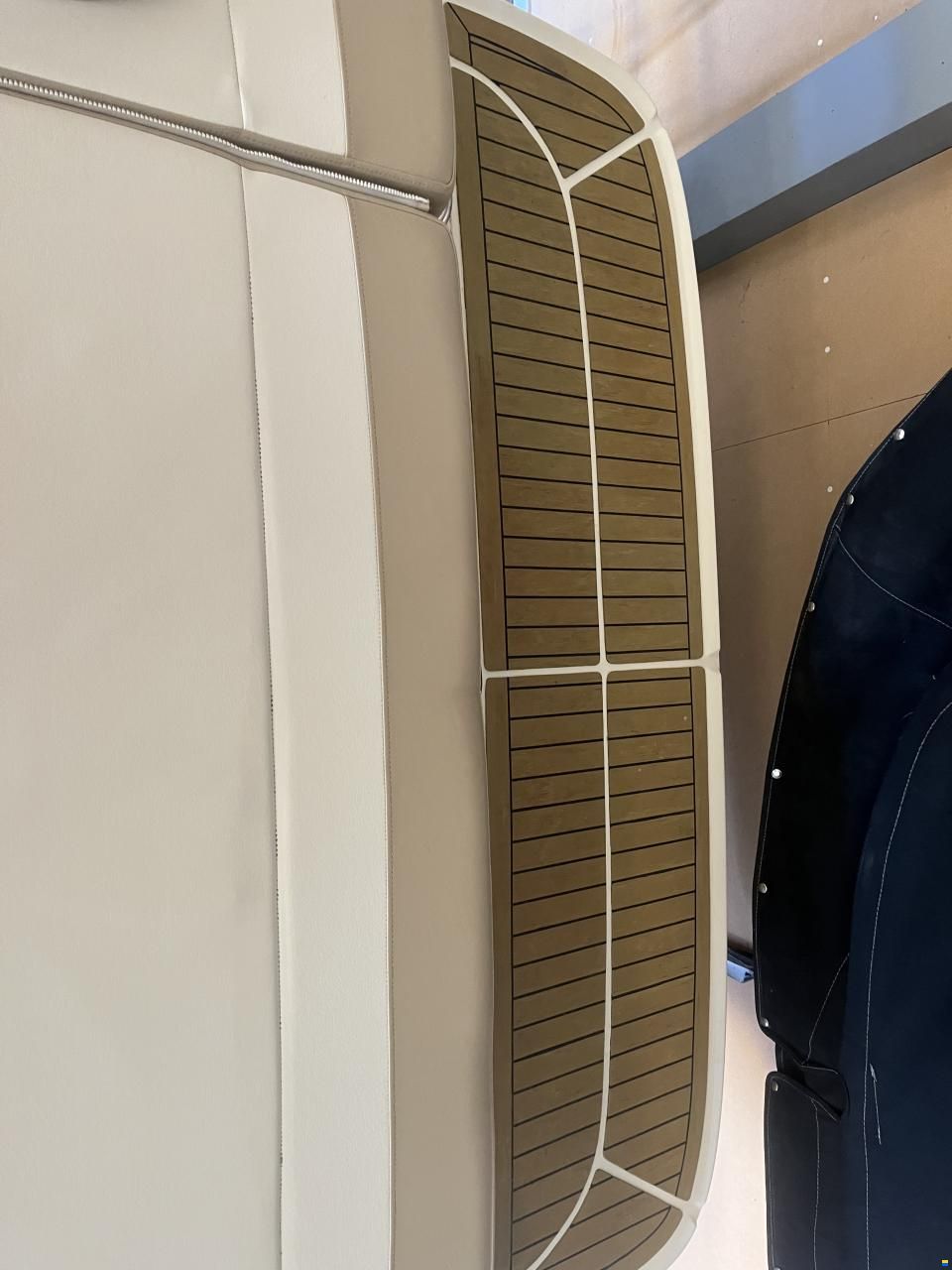Bayliner Vr6