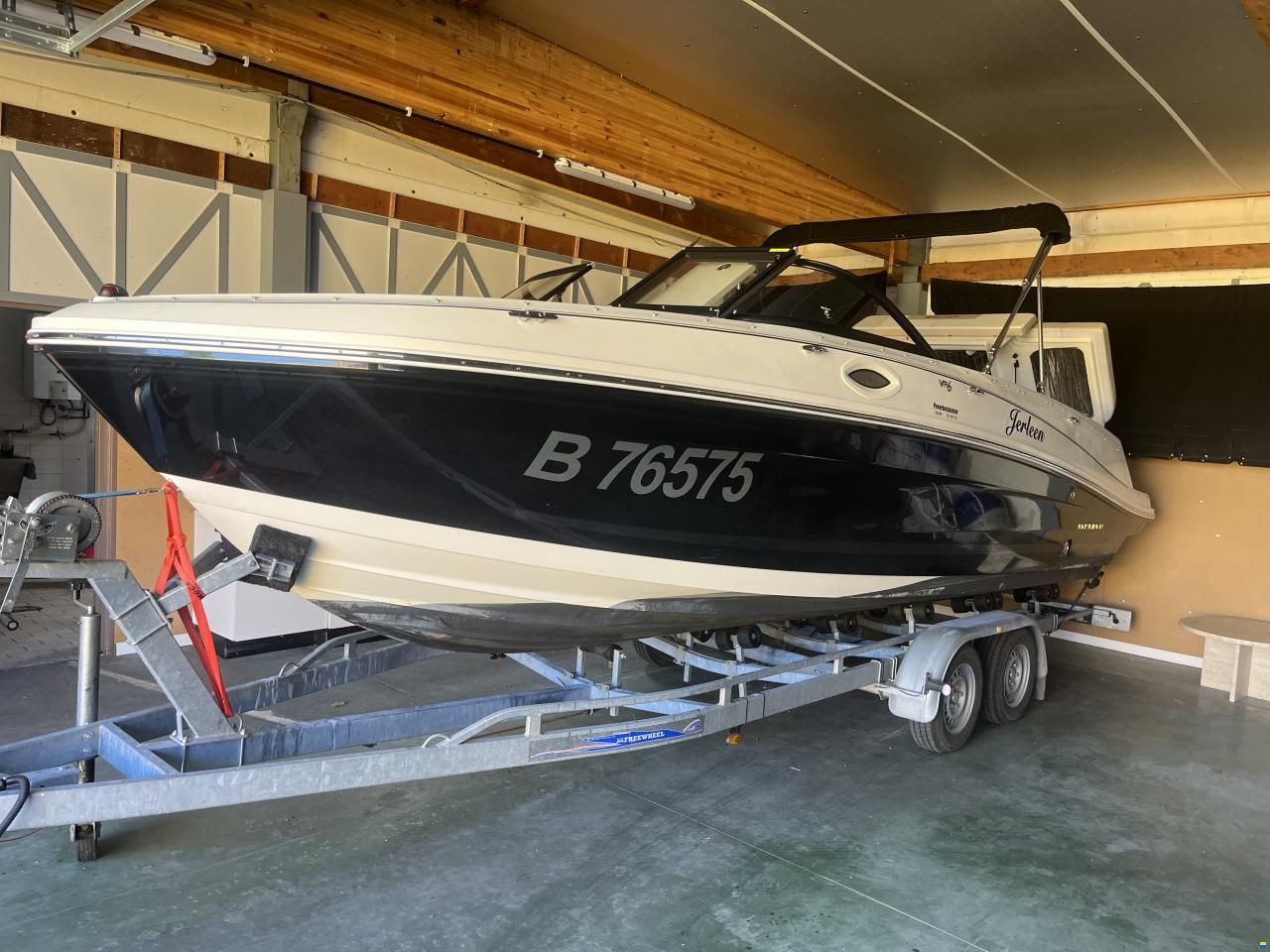 Bayliner Vr6