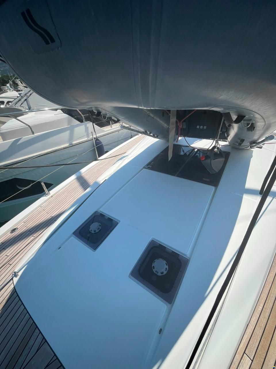 Jeanneau Yacht 55