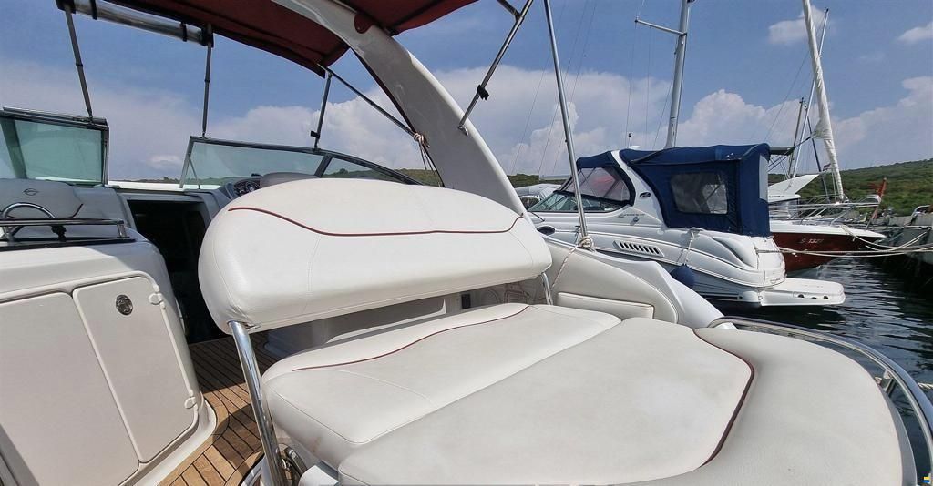 Crownline 270CR