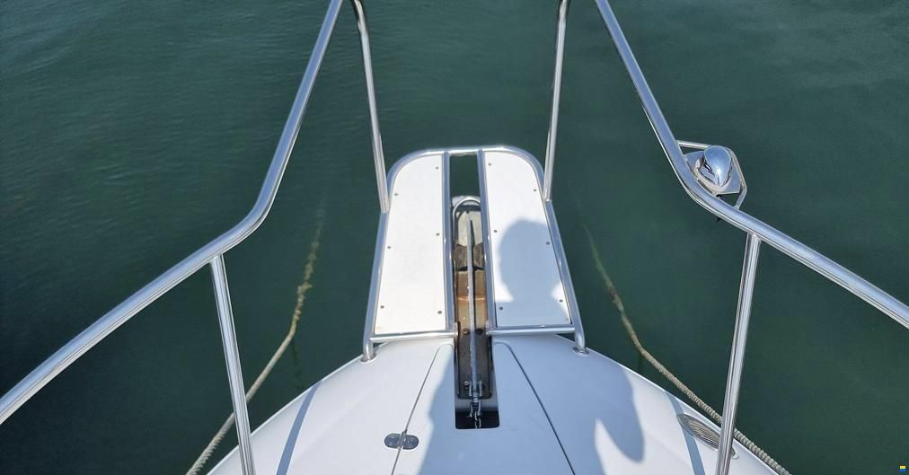 Crownline 270CR