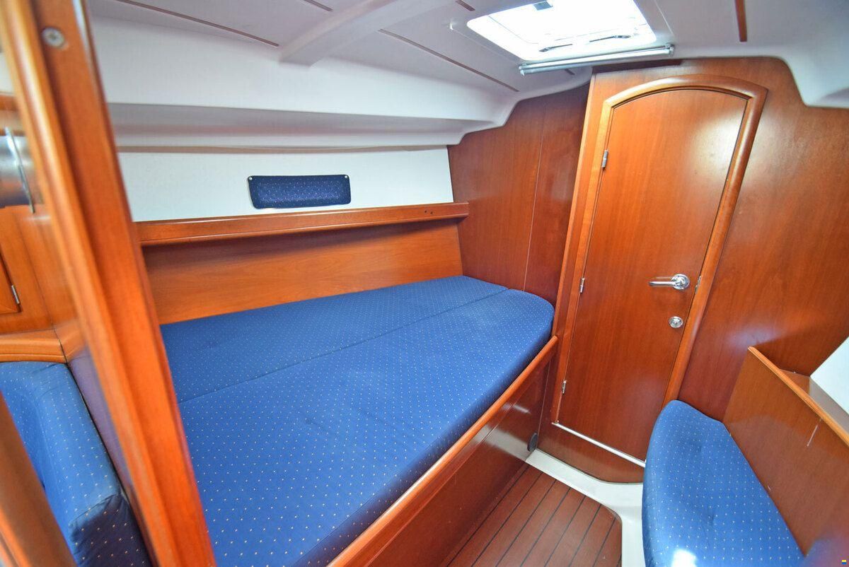 Beneteau Oceanis 393