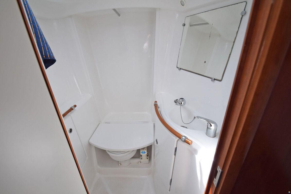 Beneteau Oceanis 393
