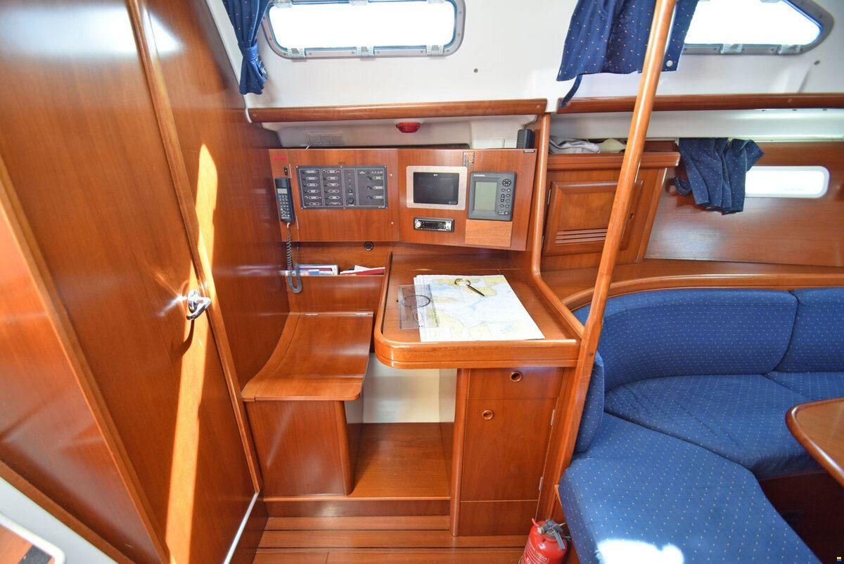 Beneteau Oceanis 393