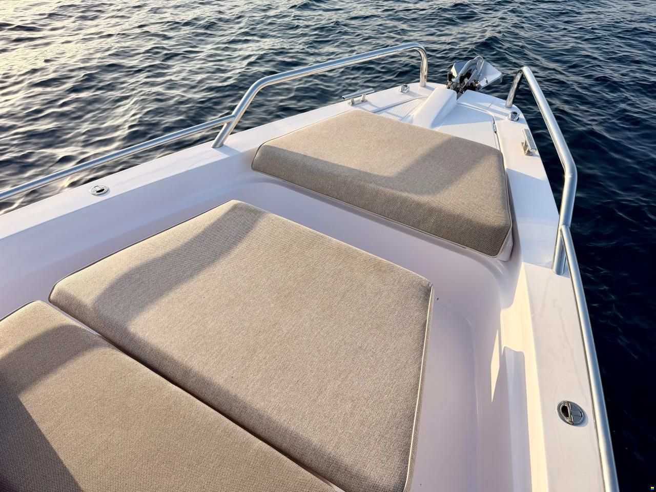 Axopar 37 Sun Top