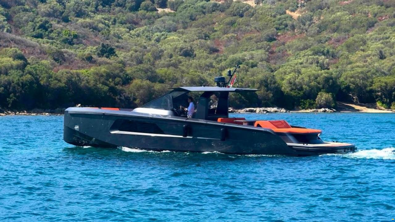MAORI 46 HT