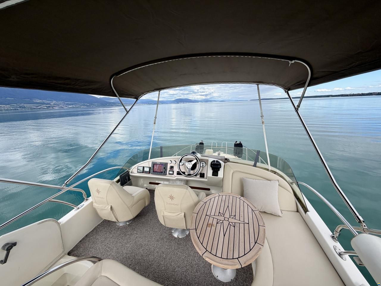 Jeanneau Prestige 36
