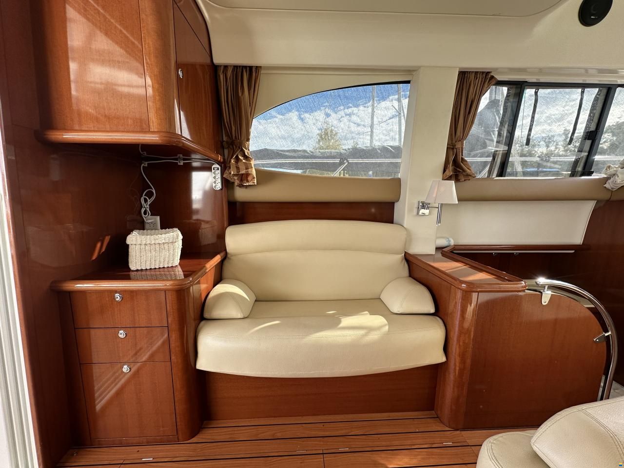 Jeanneau Prestige 36
