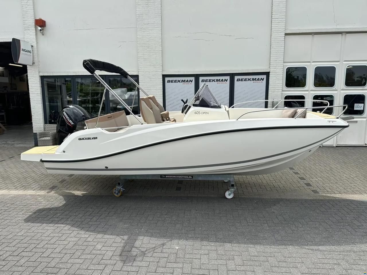 Quicksilver 605 Open