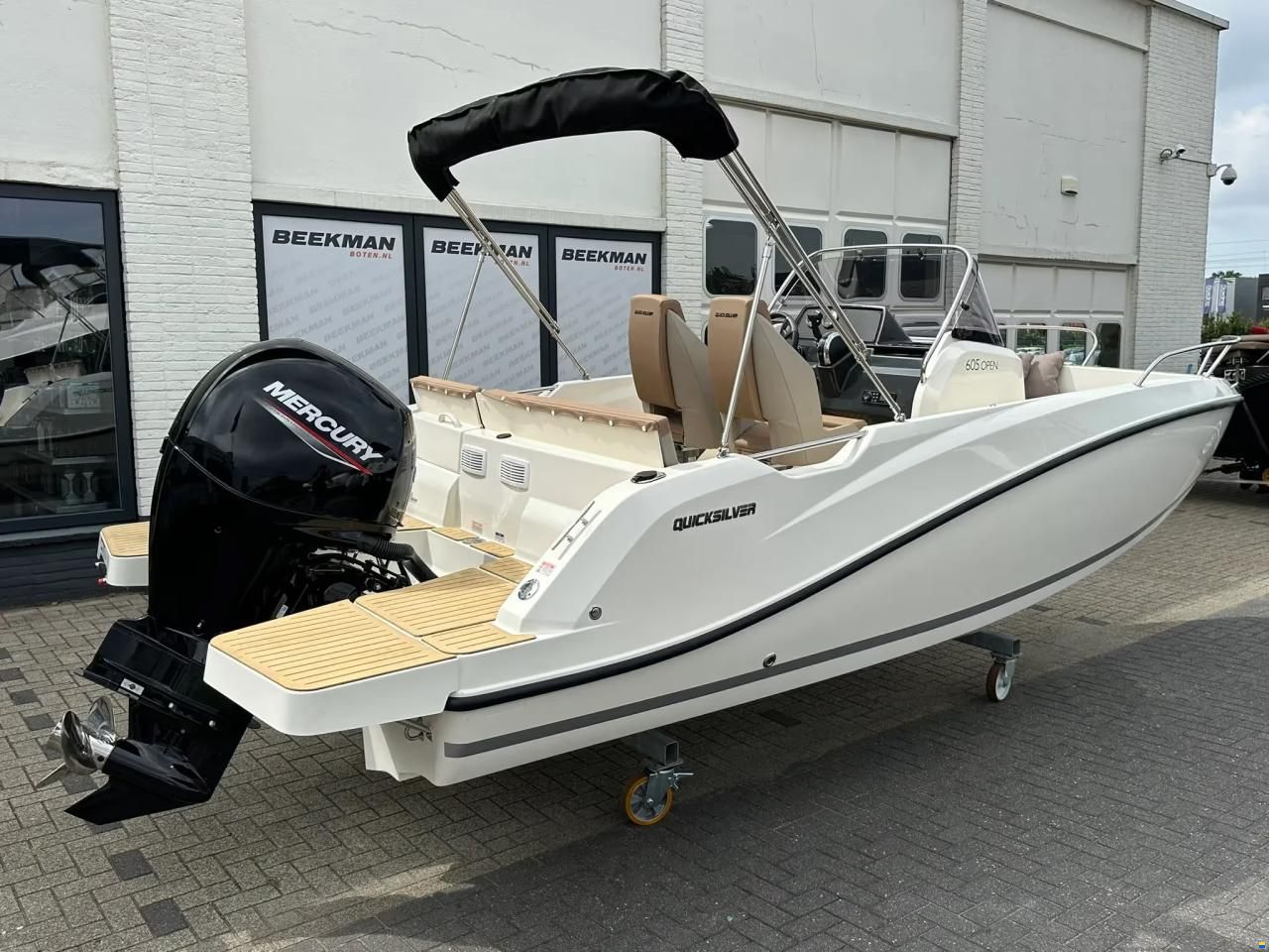 Quicksilver 605 Open