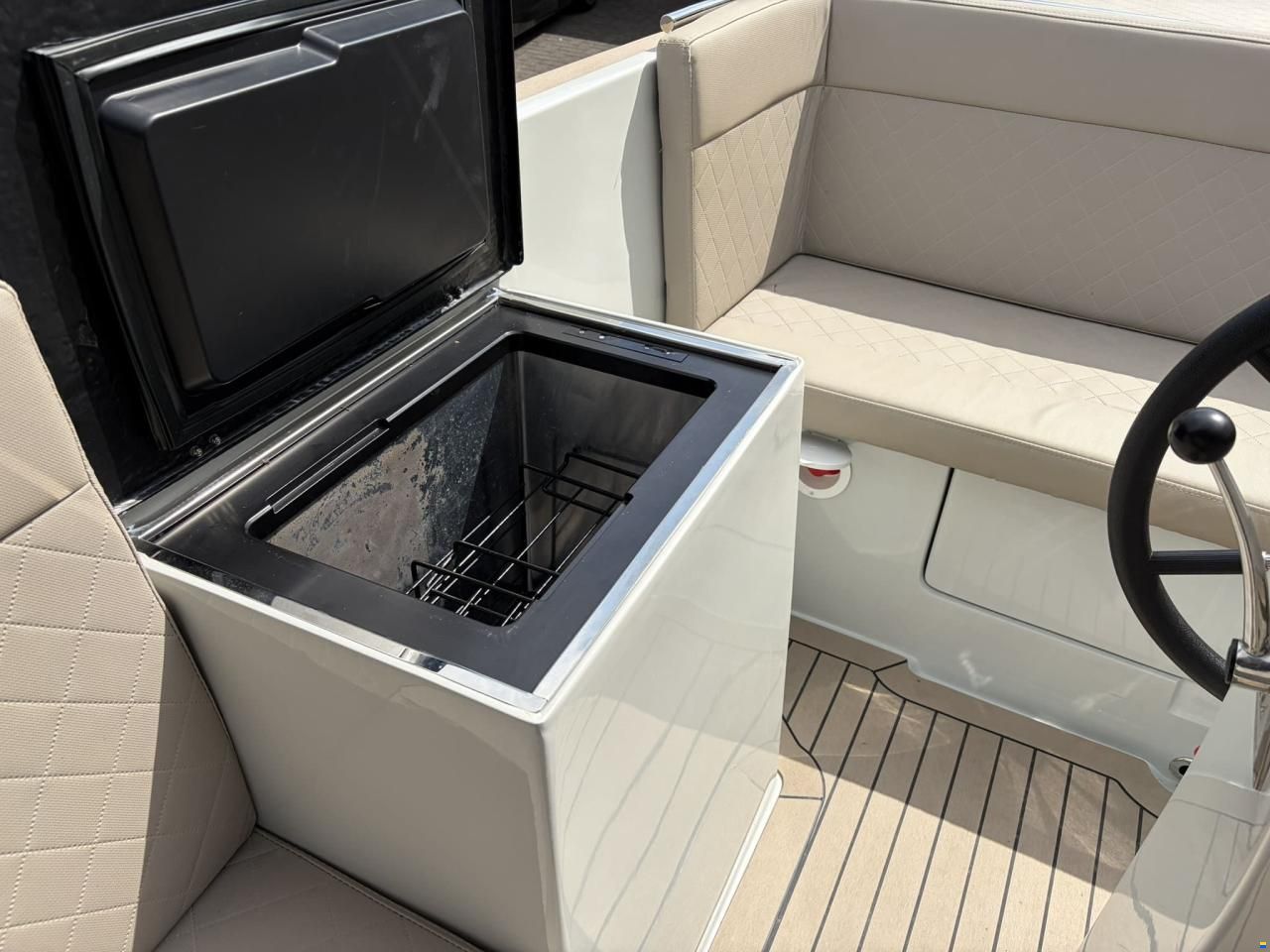 Maxima 630 Tender