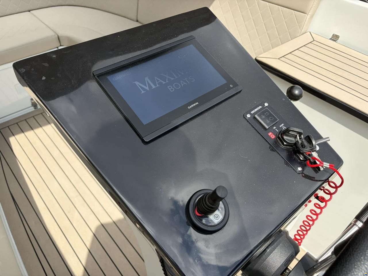 Maxima 630 Tender