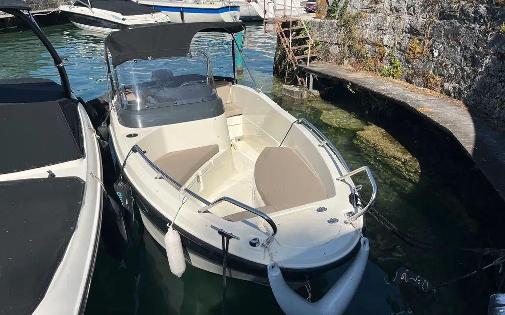 Quicksilver Activ 455 Open