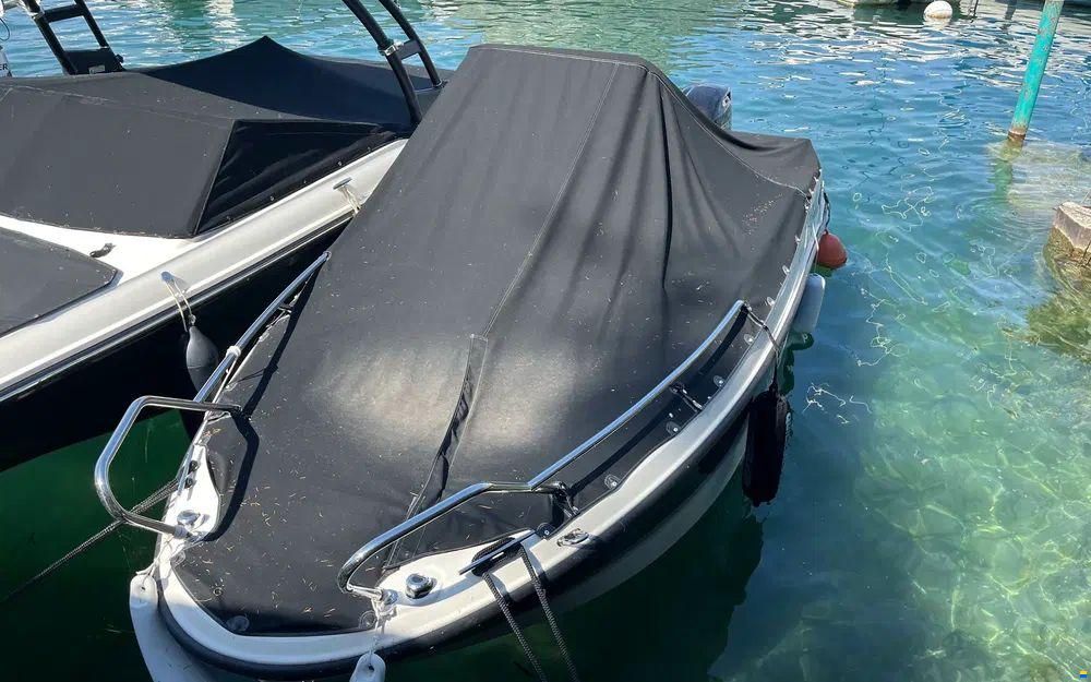 Quicksilver Activ 455 Open