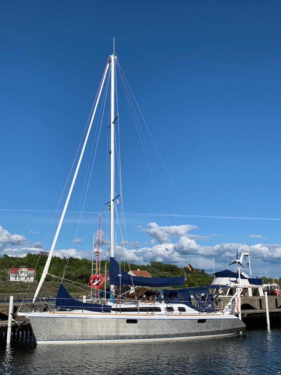 Alubat Ovni 345