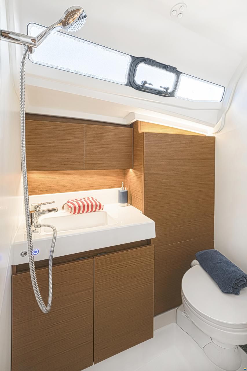 Jeanneau Sun Odyssey 380
