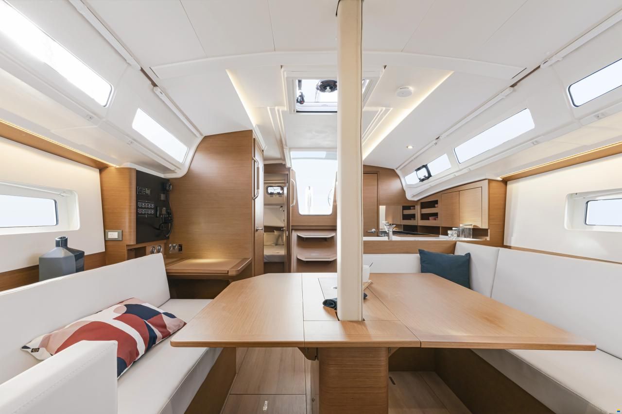 Jeanneau Sun Odyssey 380