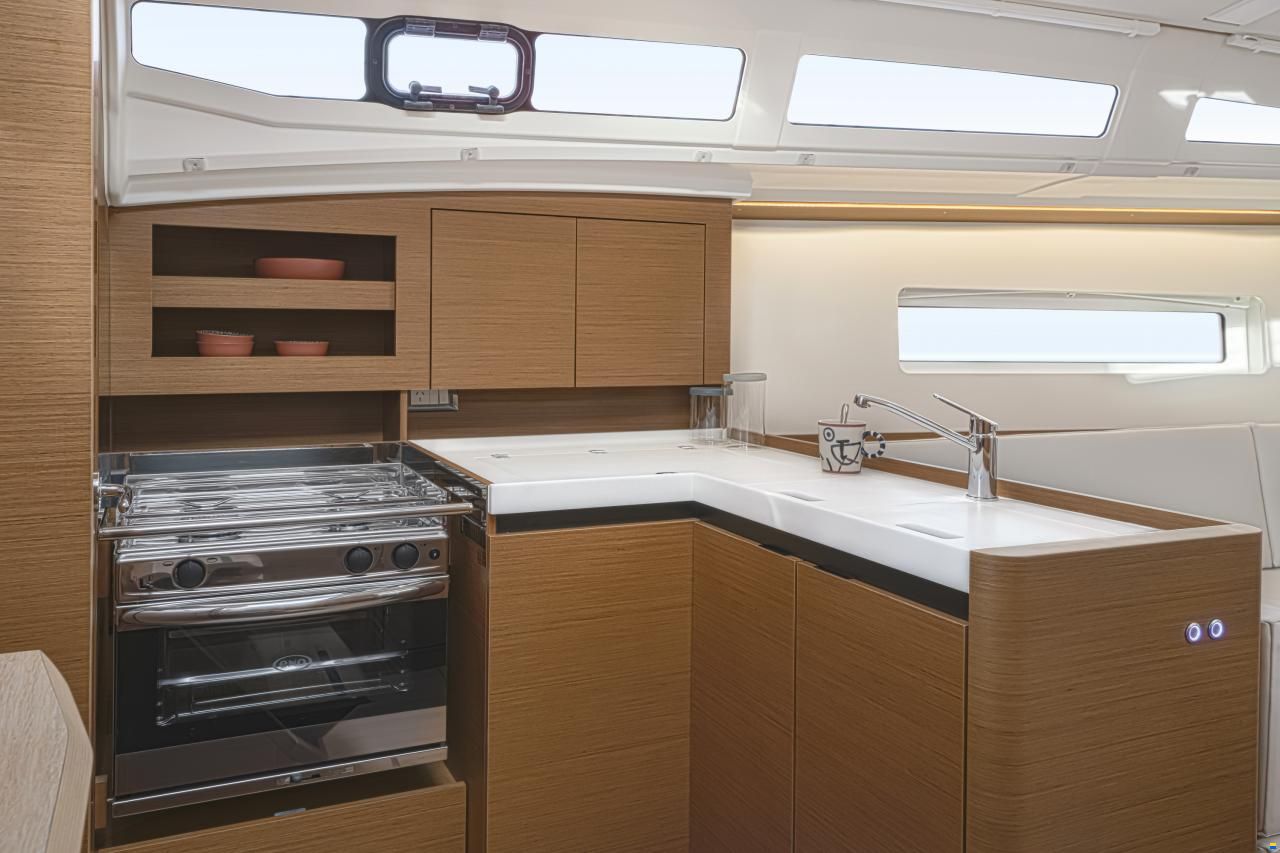 Jeanneau Sun Odyssey 380