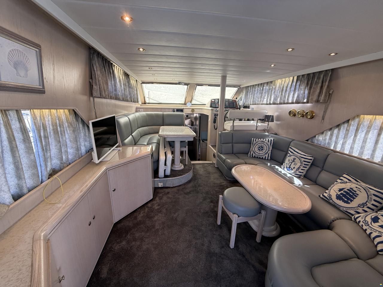 Neptunus Yachts 141 Sedan Flybridge