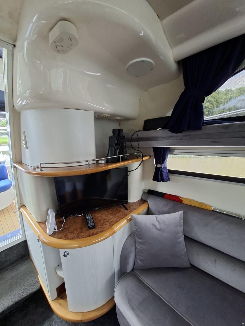 Sealine 360 Statesman