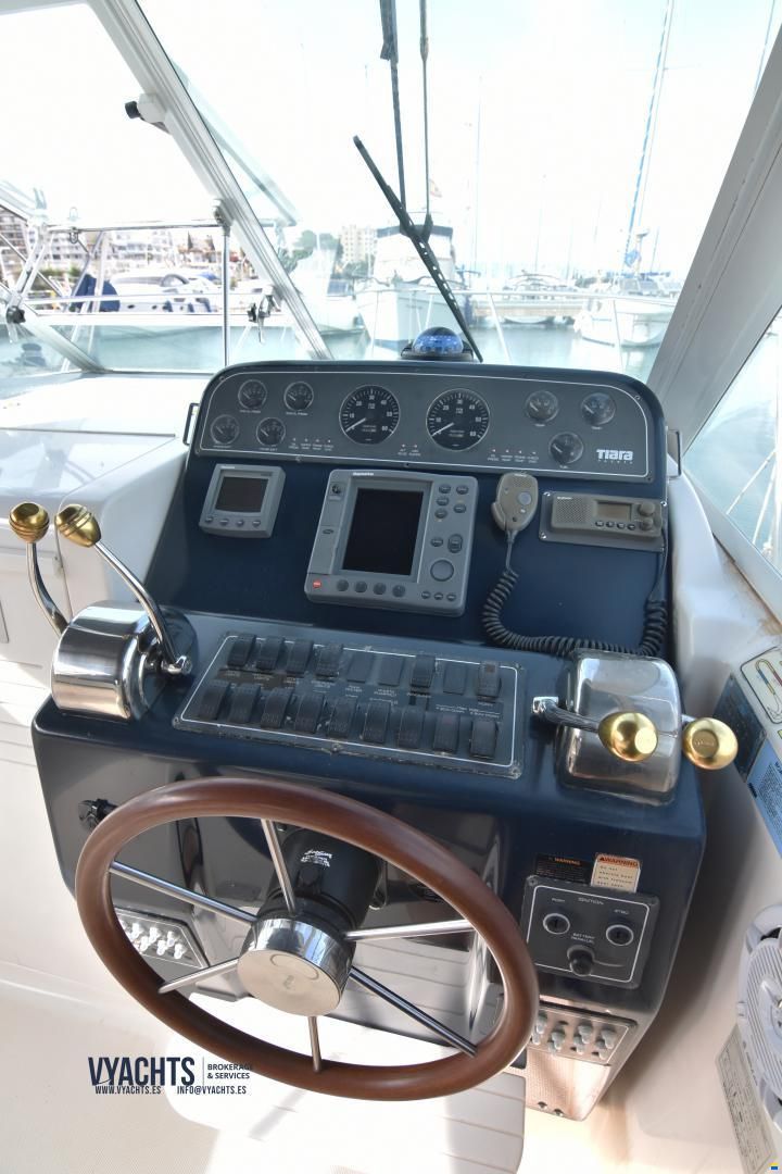 Tiara 2900 Coronet