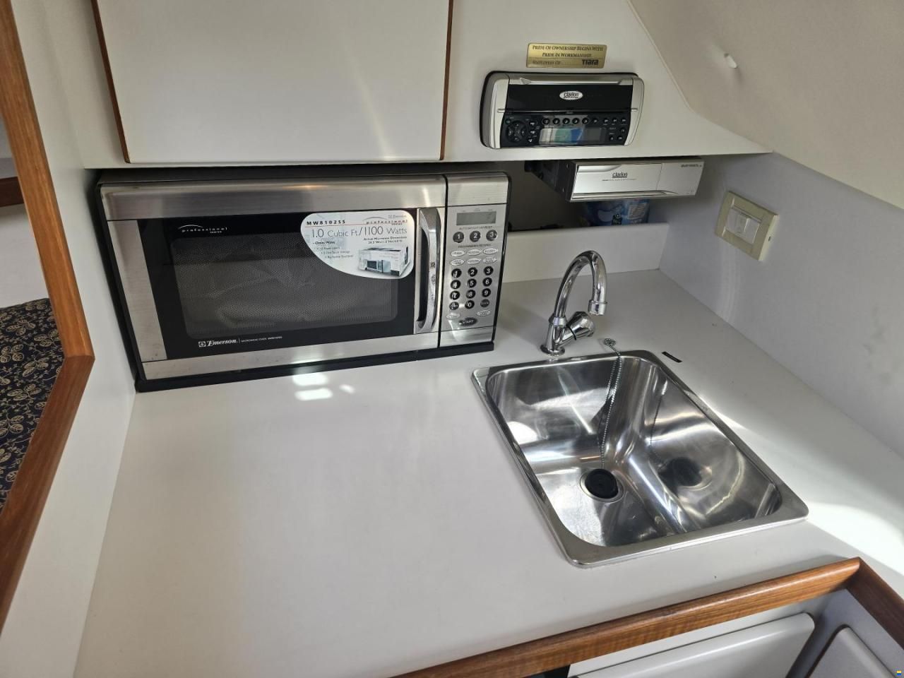 Tiara 2900 Coronet