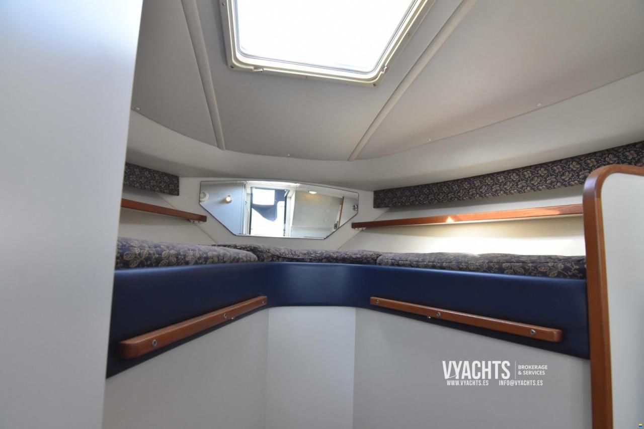 Tiara 2900 Coronet