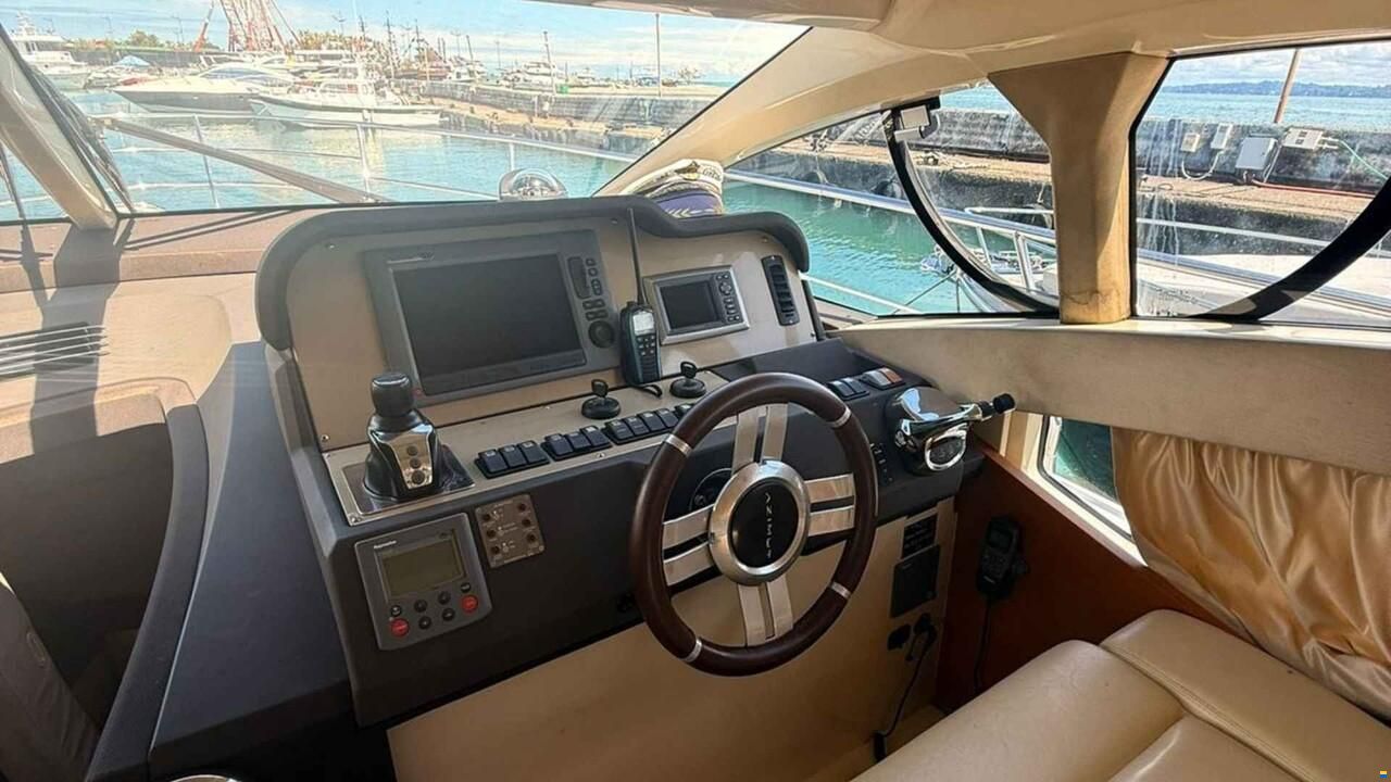 Azimut 40